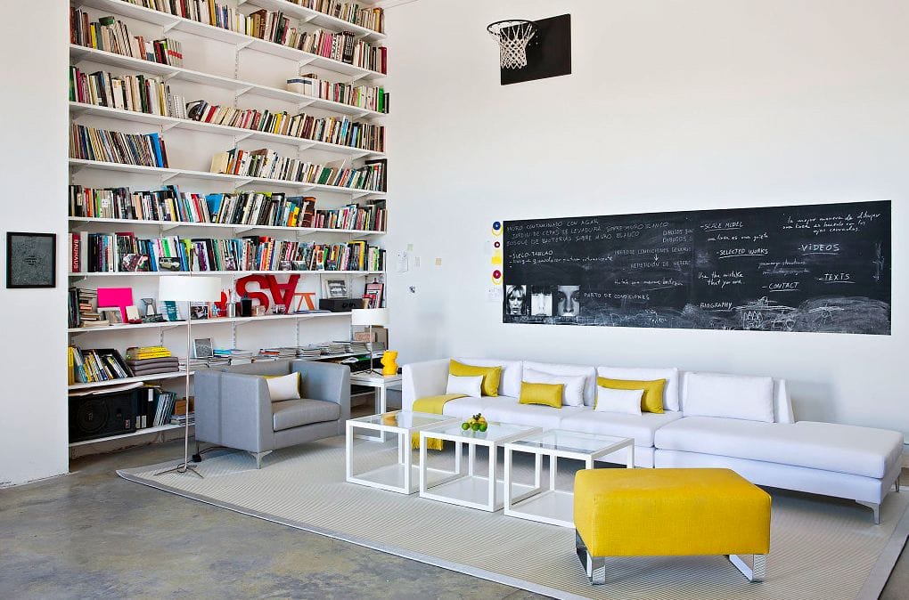 libreria techo alto moderna