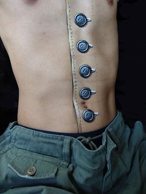 trabajo body art botones tripa artista japonesa choo san