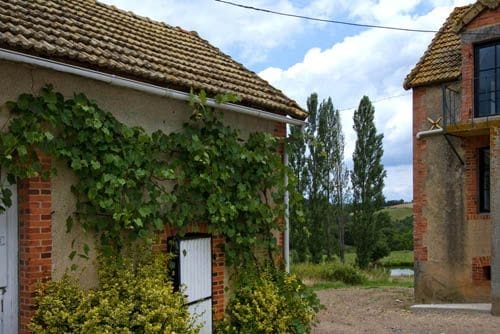 exterior granero reconvertido borgoña