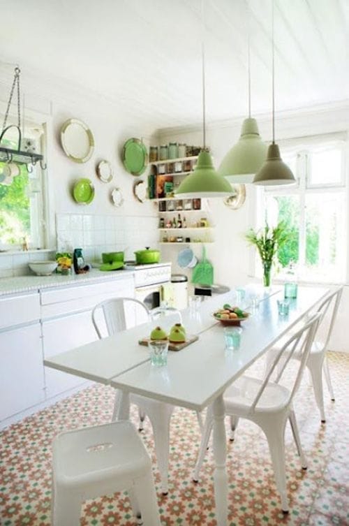 cocina marroqui verde blanco luminoso