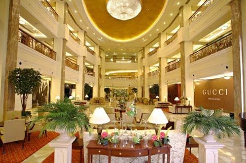 centro comercial lujo dfl emporio