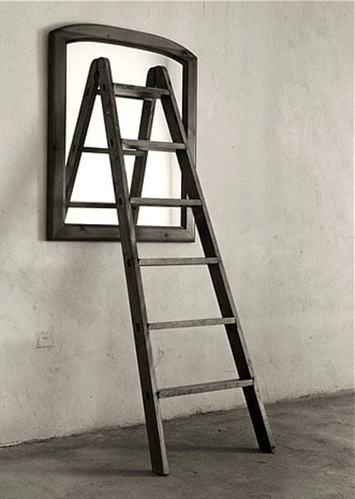 escalera espejo chema madoz