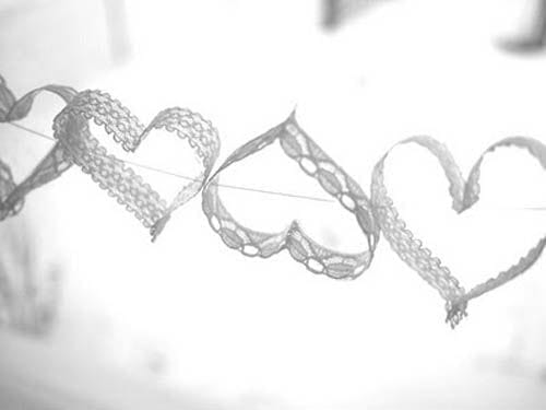 cadeneta corazones encaje