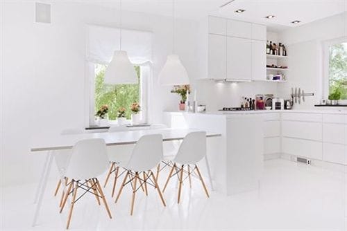 Comedor y cocina de diseño escandinavo.