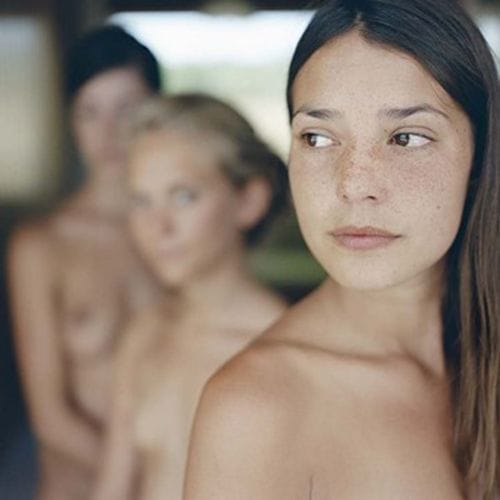 Mona Kuhn.