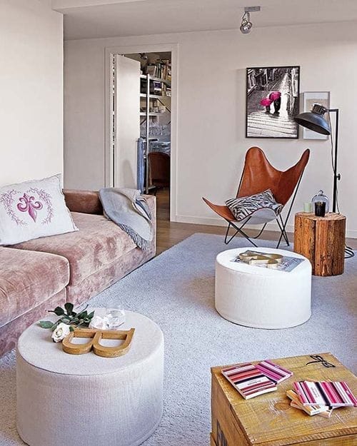 Sofá de terciopelo.