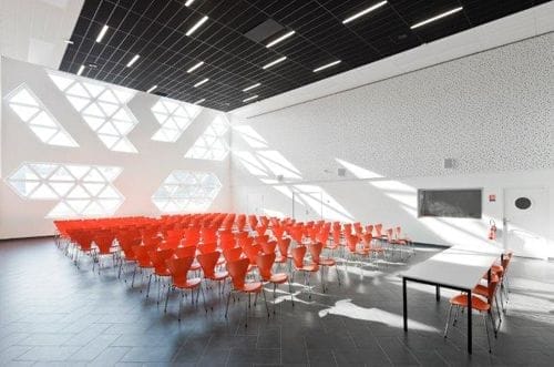 aula escuela hosteleria kawneer