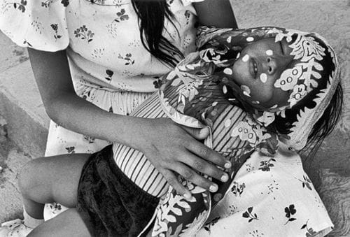 fotografia niño jueves santo artista graciela iturbide