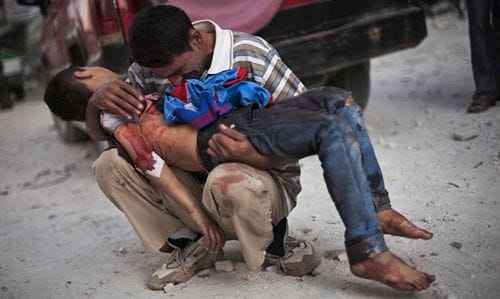 manu brabo siria pdre llora hijo muerto