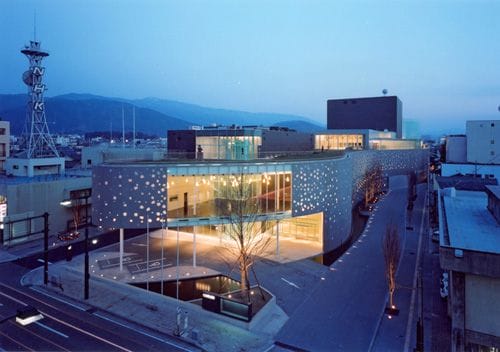 centro artes escenicas matsumoto arquitecto japones toyo ito