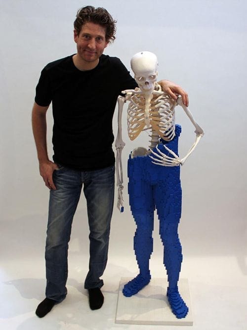 mr bones escultura lego nathan sawaya brickartist.com