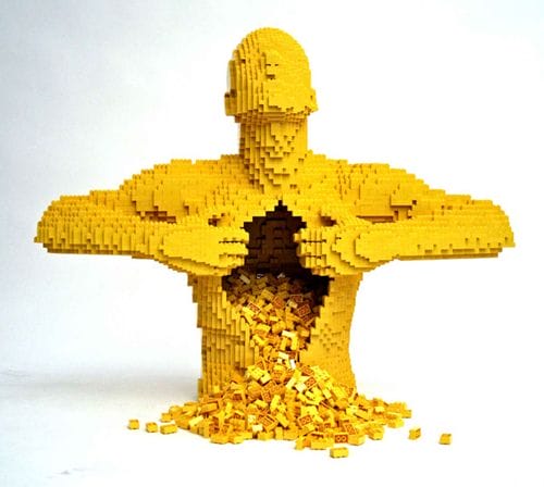 yellow escultura lego nathan sawaya brickartist.com