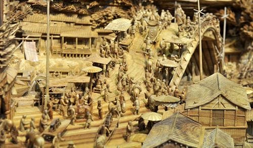 Detalles de la escultura de madera de Zheng Chunhui