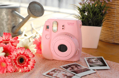 FUJIIFILM INSTAX