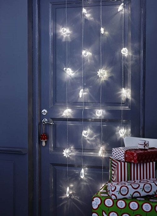 Christmas-Lights-in-Bedroom-25-1-Kindesign