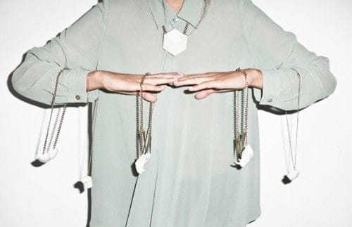 Las joyas minimalistas de Alba Casares