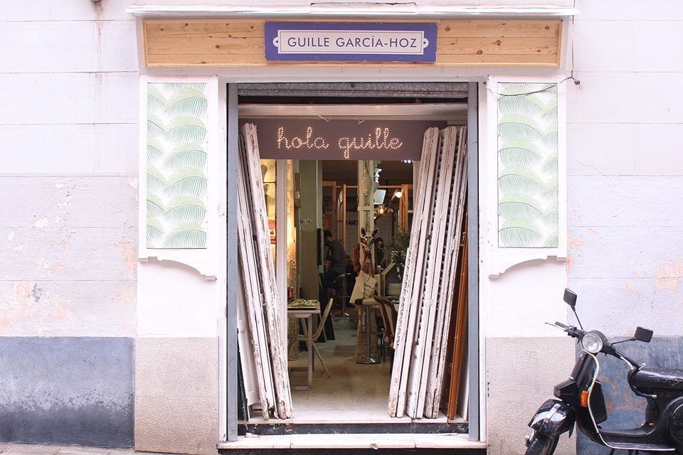puerta tienda estudio guille garcia hoz