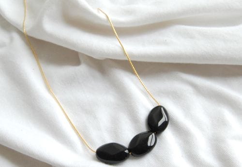 collar pat sevillano diseño accesorios bisuteria srta bolitas