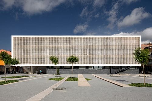 plaza de ovidi montllor barcelona estudio baas arquitectura