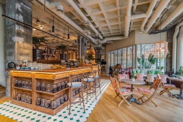 restaurante perrachica interior mesas