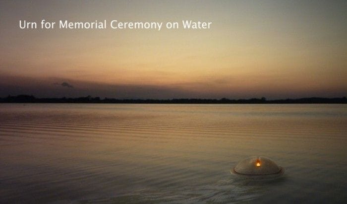 prototipos urnas funerarias de diseno futuro flotan en el agua flotantes design for death 4