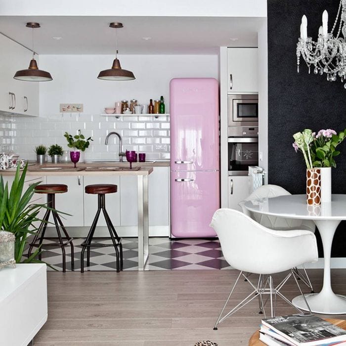 cocina industrial smeg rosa
