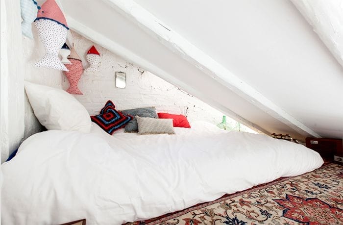 cama matrimonio altillo buhardilla