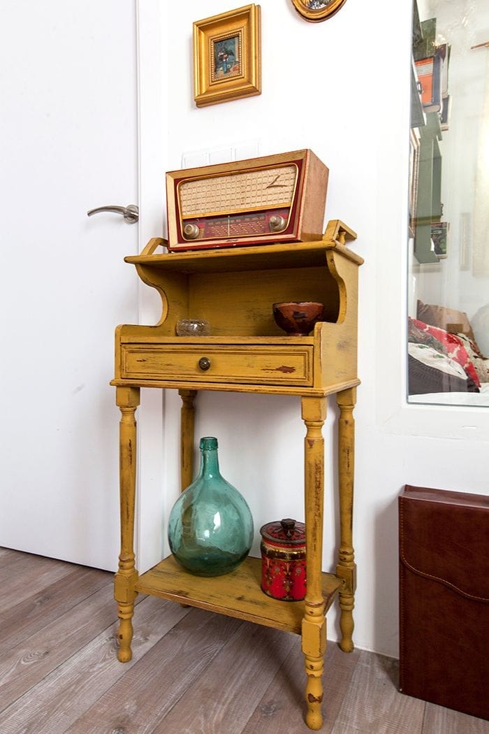 mueble restauracion judith madera malasaña