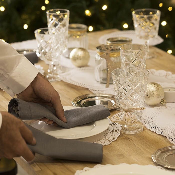 DIY de decoración para crear mesas de Navidad con diferentes estilos