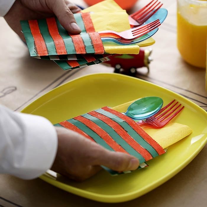 DIY de decoración para crear mesas de Navidad con diferentes estilos