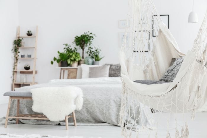 silla tejida crochet colgante