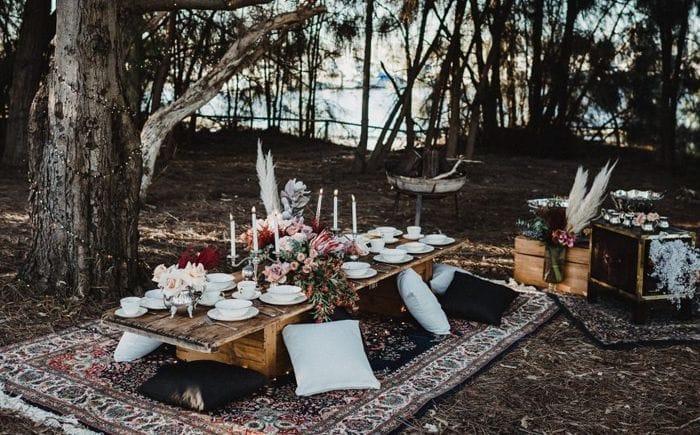 Decoración Boho: qué elementos caracterizan una mesa con estilo bohemio