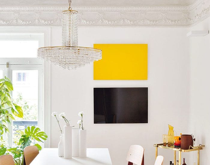 lampara cristal en espacio cotemporaneo