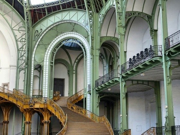 hall arquitectura modernista