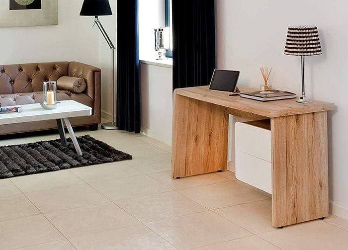 habitacion con zona de trabajo