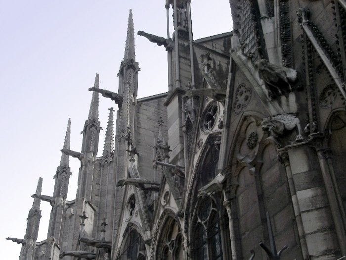 contrafuerte notre dame