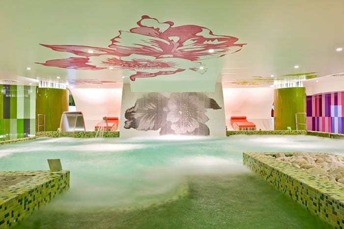 Spa en lanzarote teselas colores