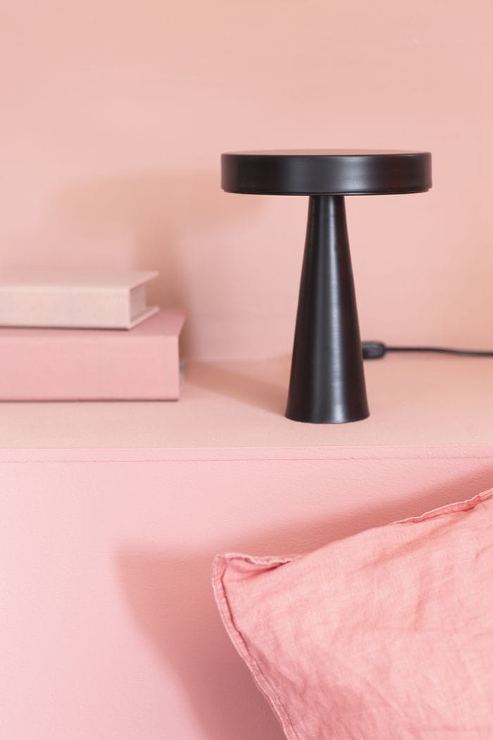 Iluminacion lampara diseño negro minimalista mimetrica