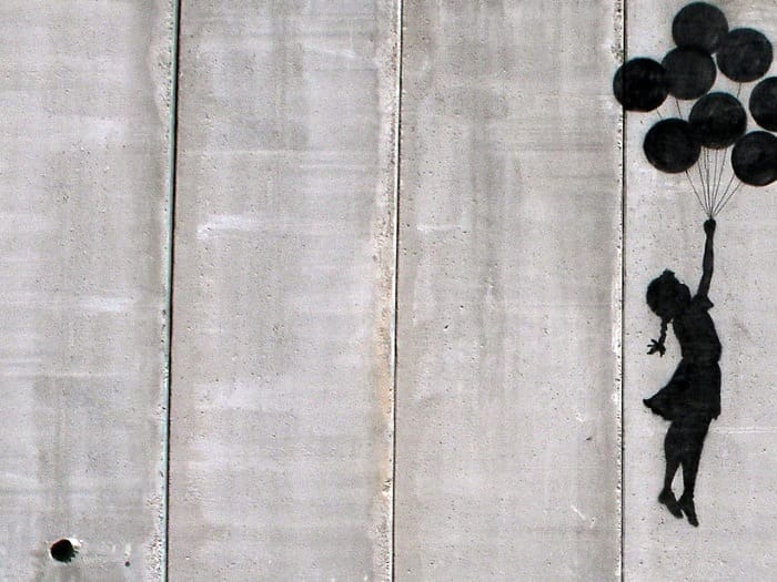 post-graffiti muro de la verguenza