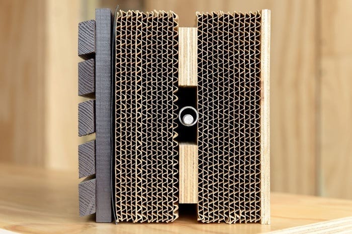 pieza construccion con cartón