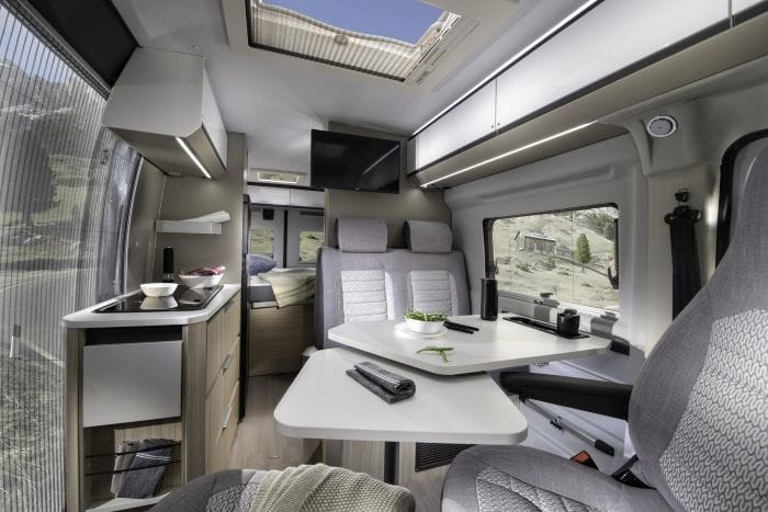 Furgoneta Camper interior