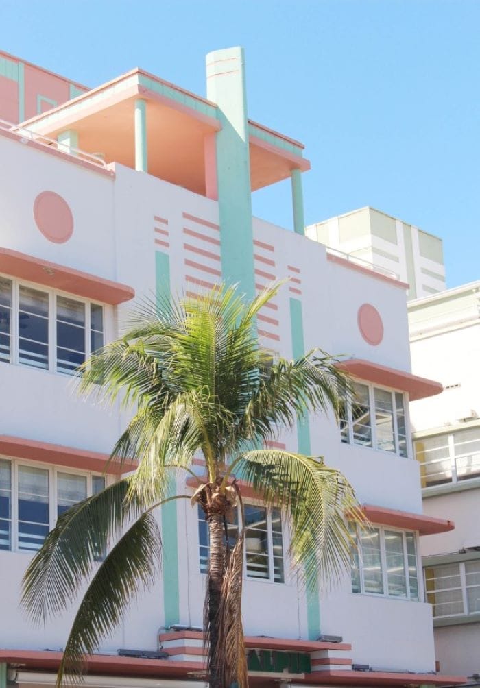 Apartamento Miami con fachada Art Deco