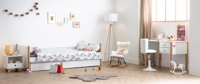 Silla de escritorio para dormitorio infantil para regalar en Navidad