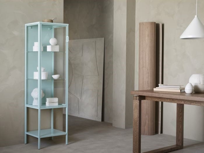 Vitrina de IKEA en color turquesa