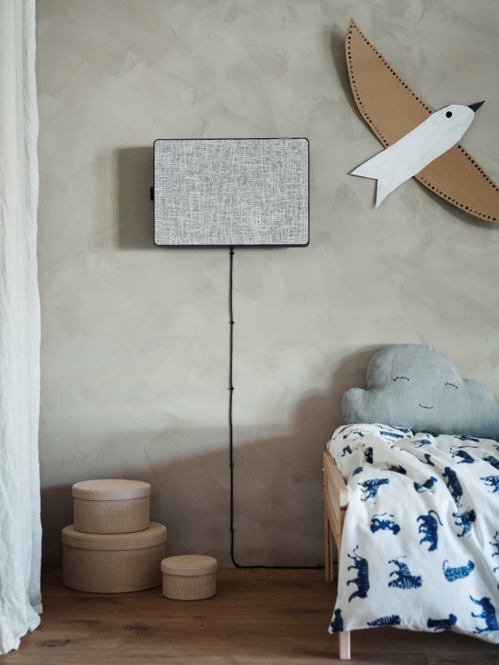 Purificador de aire de IKEA en la pared colgado