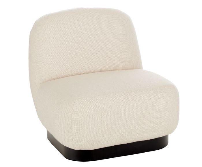 Sillón estilo new cosmopolitan para decoración de interior 2021