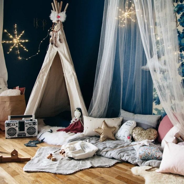 Tipi tipo tienda de campaña para jugar