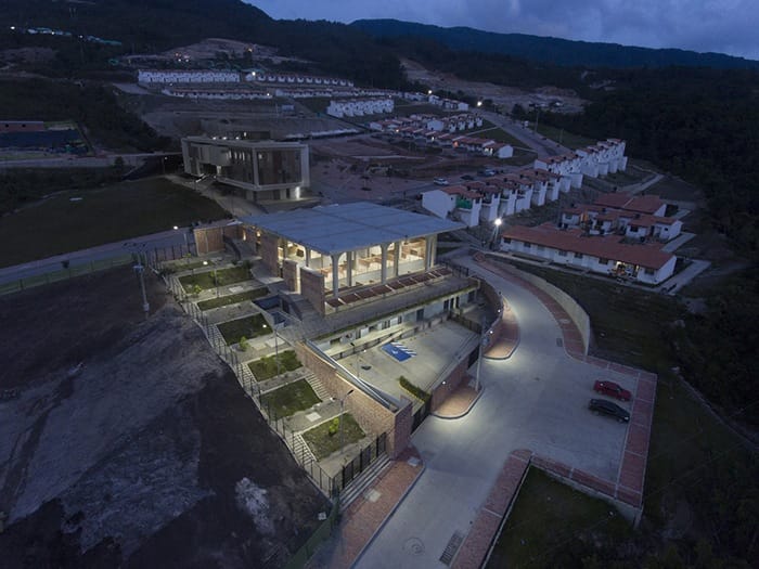 Ganador concurso arquitectónico ArchDaily 2021 iluminación proyecto