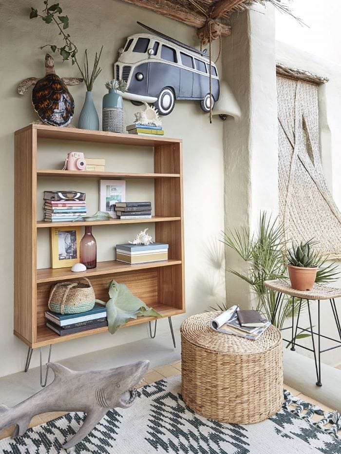 decoración para pared de una camper estilo vintage