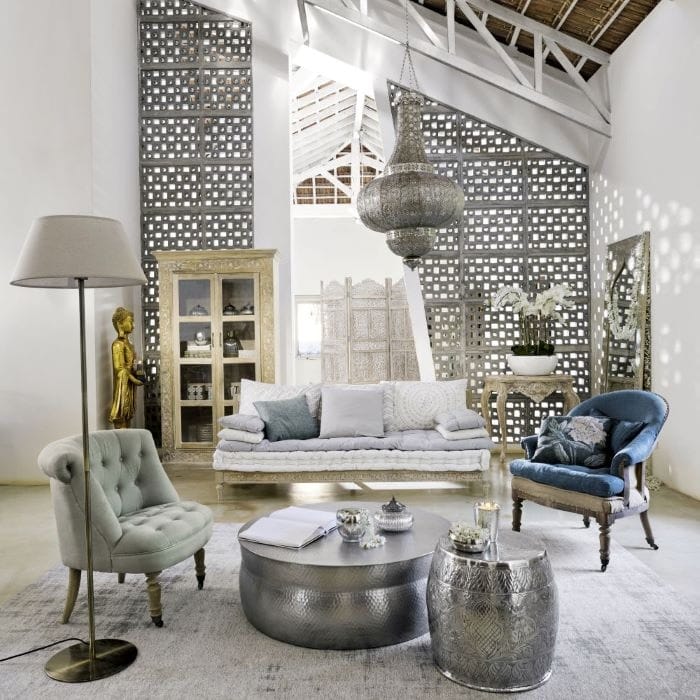 Comedor con decoración al estilo exótico